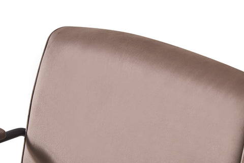 Textile Cloth Leisure Chair with Black Metal Frame, Brown