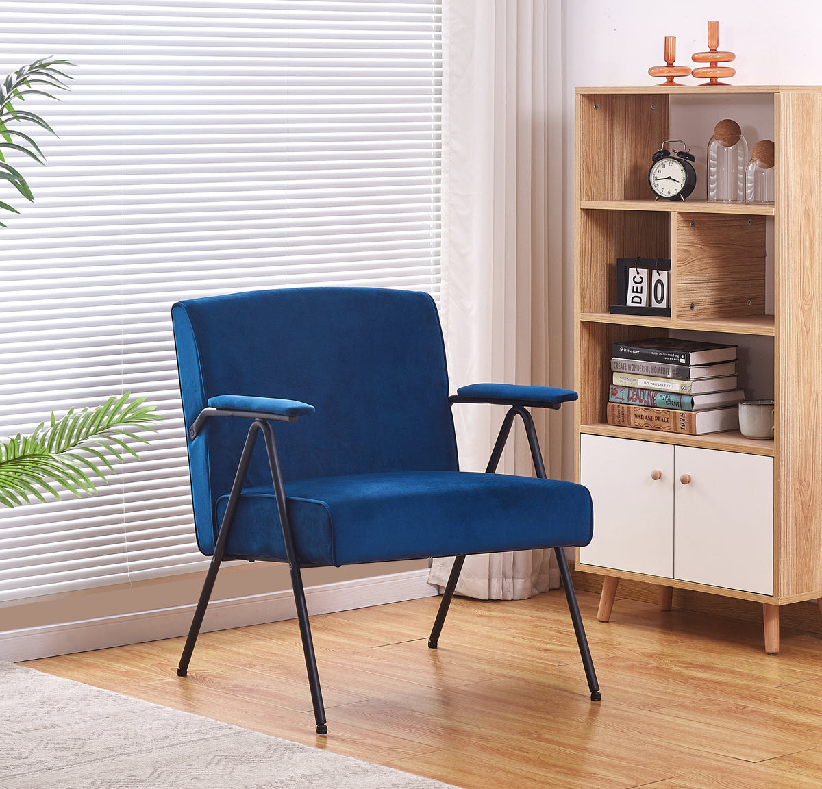 Textile Cloth Leisure Chair with Black Metal Frame, Blue